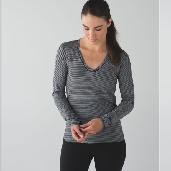 lululemon athletica Tops - 🍋Like New Lululemon Circadian Long Sleeve V Neck Tee
